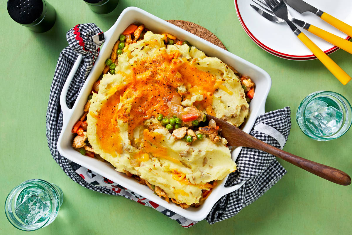 Cheesy Chicken Shepherd’s Pie