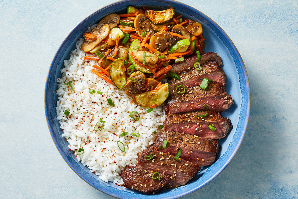 Bulgogi-Inspired Tenderloin Steak-and-Sesame Rice Bowls