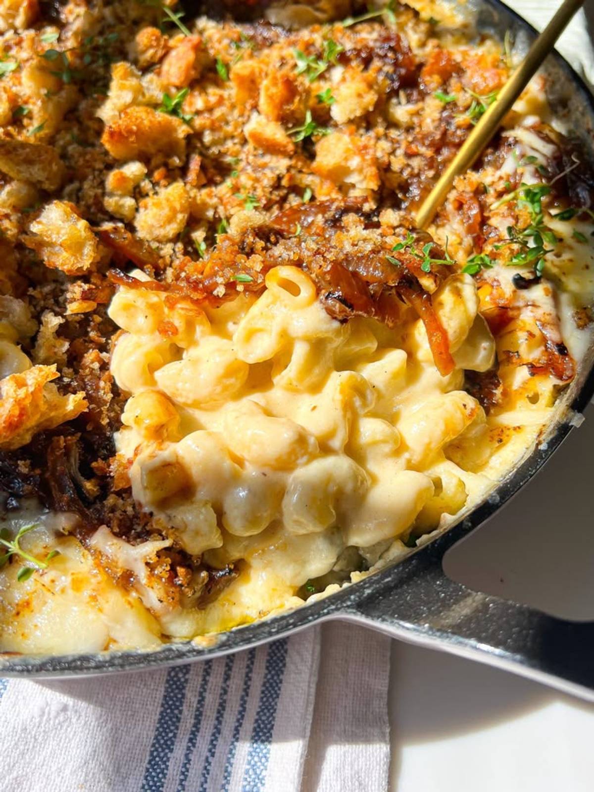 French Onion-Inspired Beef Mac and Cheese Recipe HelloFresh