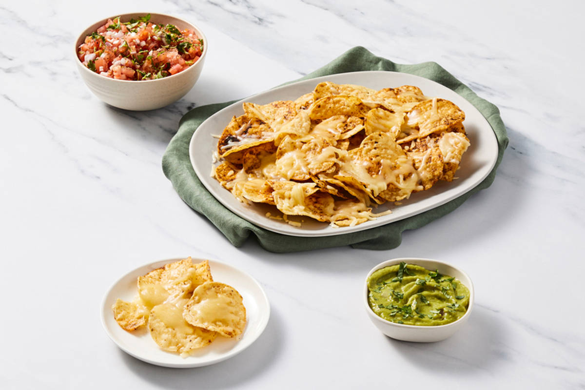 Cheesy Nacho Chips and Dip