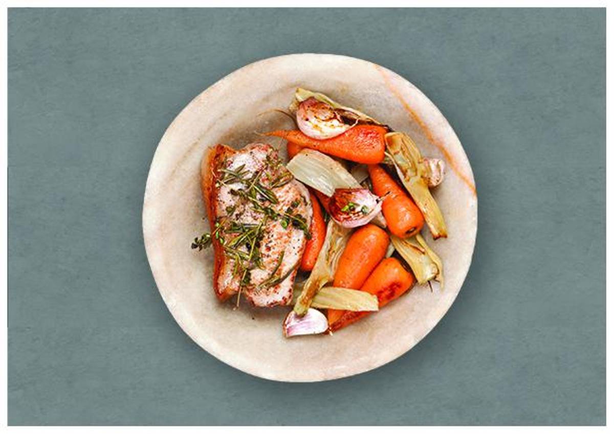 Garlic Roasted Pork Chops