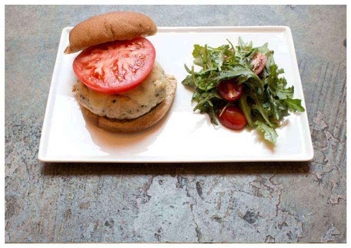 Cara's Chicken Pesto Burgers