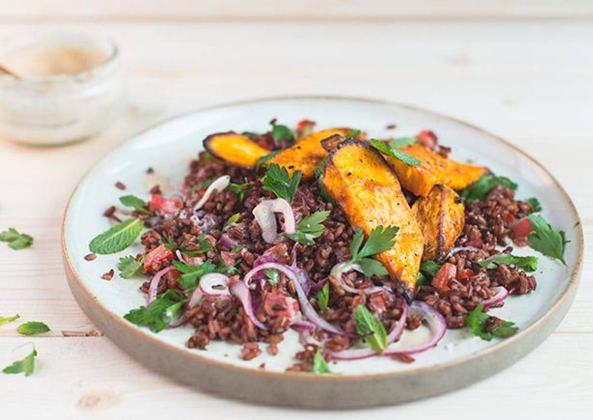 Roter Reis-Salat  