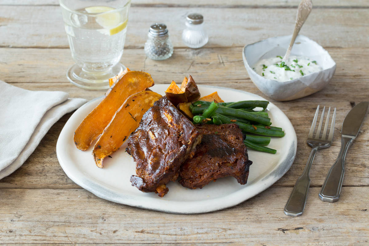 Tom Hixson’s Lip-Smacking Ribs