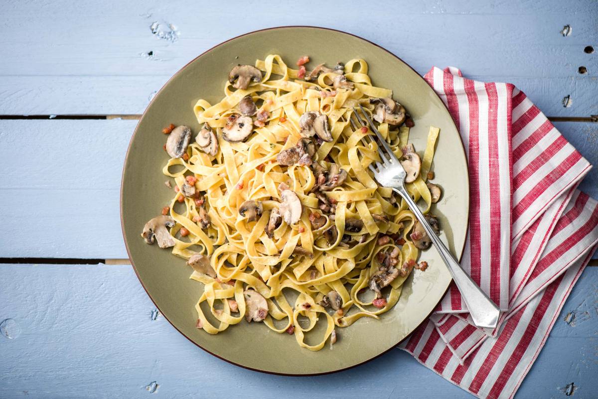 Luke’s Elephant Garlic, Pancetta and Mushroom Tagliatelle