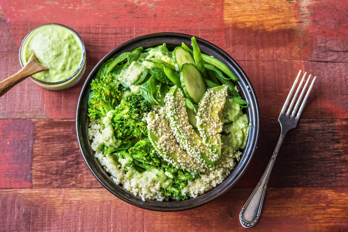 Green-Bowl mit Brokkolini