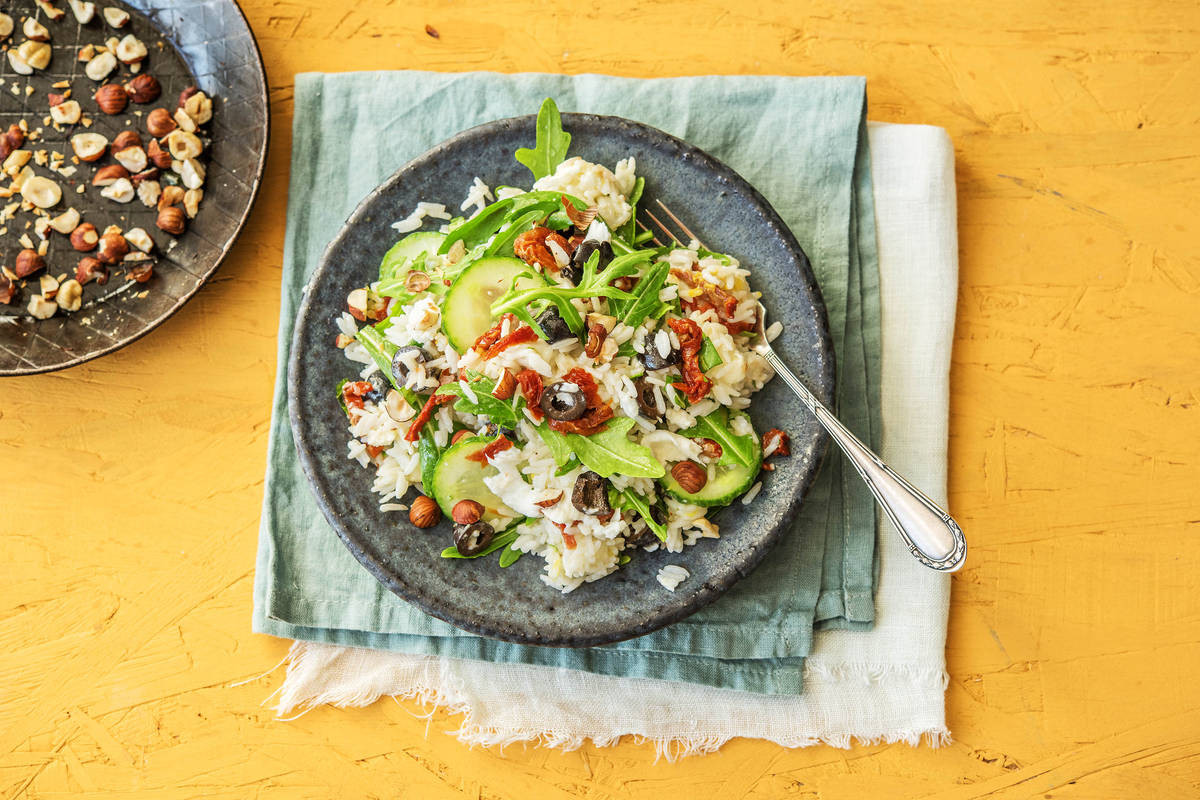 Mediterraner Reis-Oliven-Salat