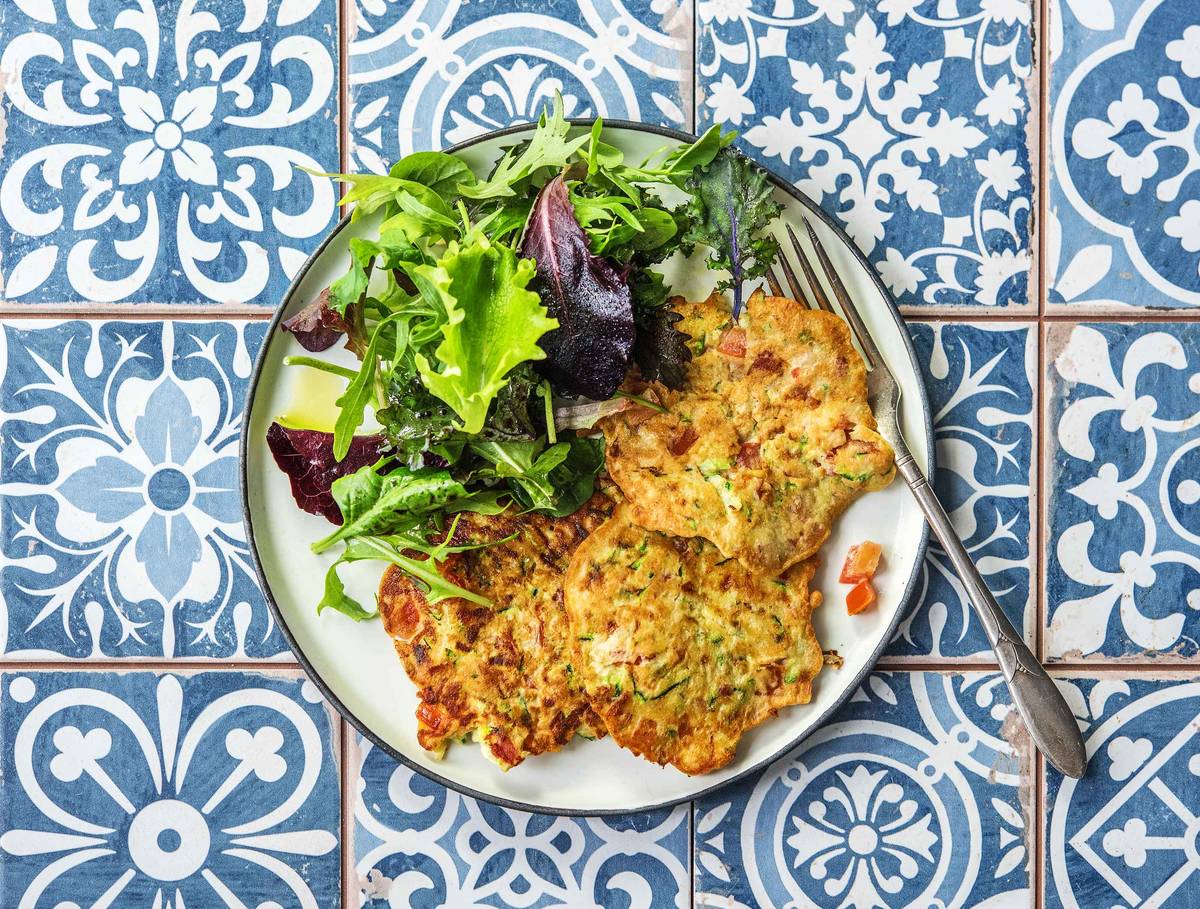 Crêpes salées aux courgettes râpées et aux lardons