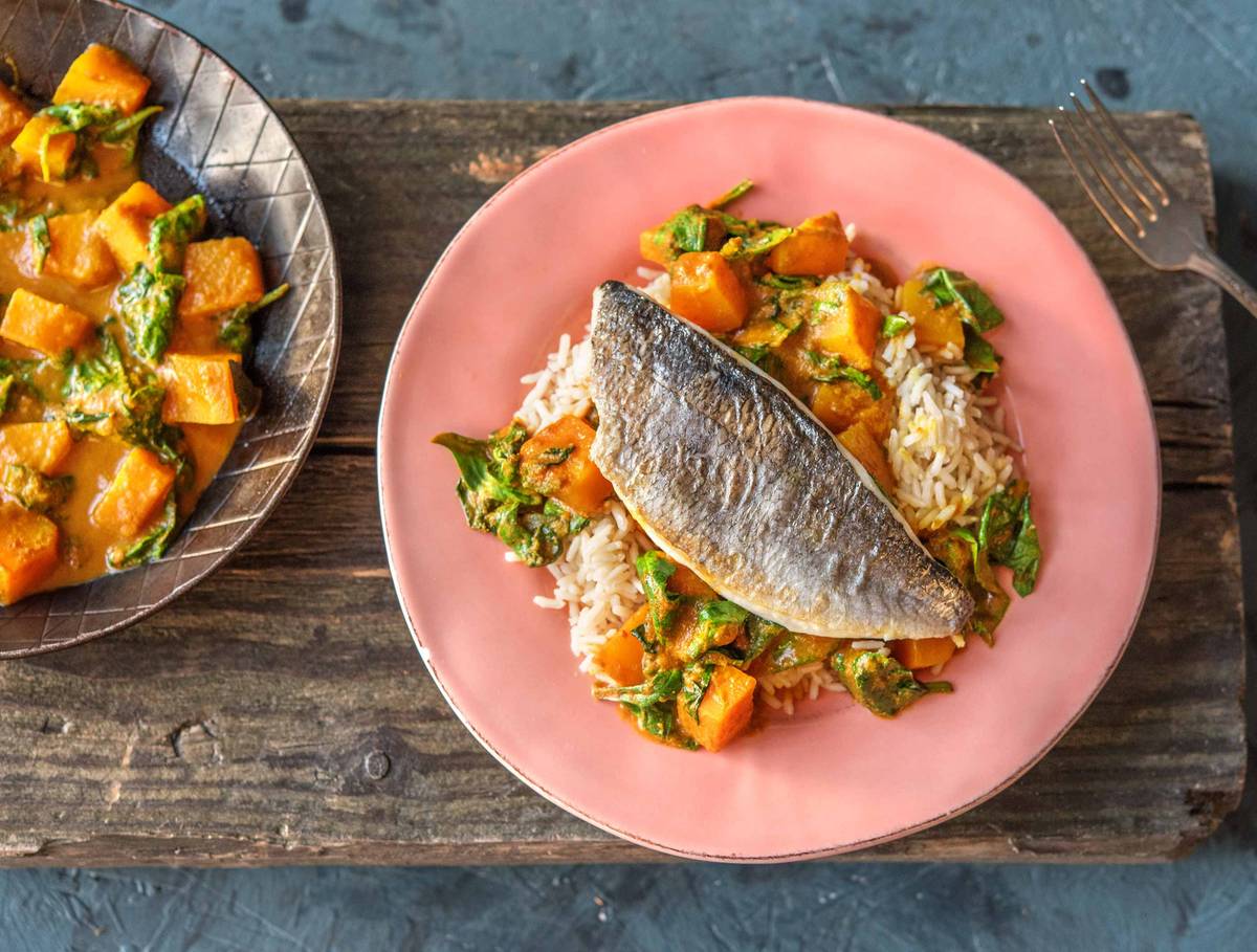 Curry thaï piquant aux légumes et au filet de merlu