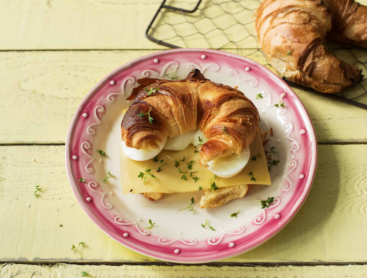 Croissant au fromage mi-vieux