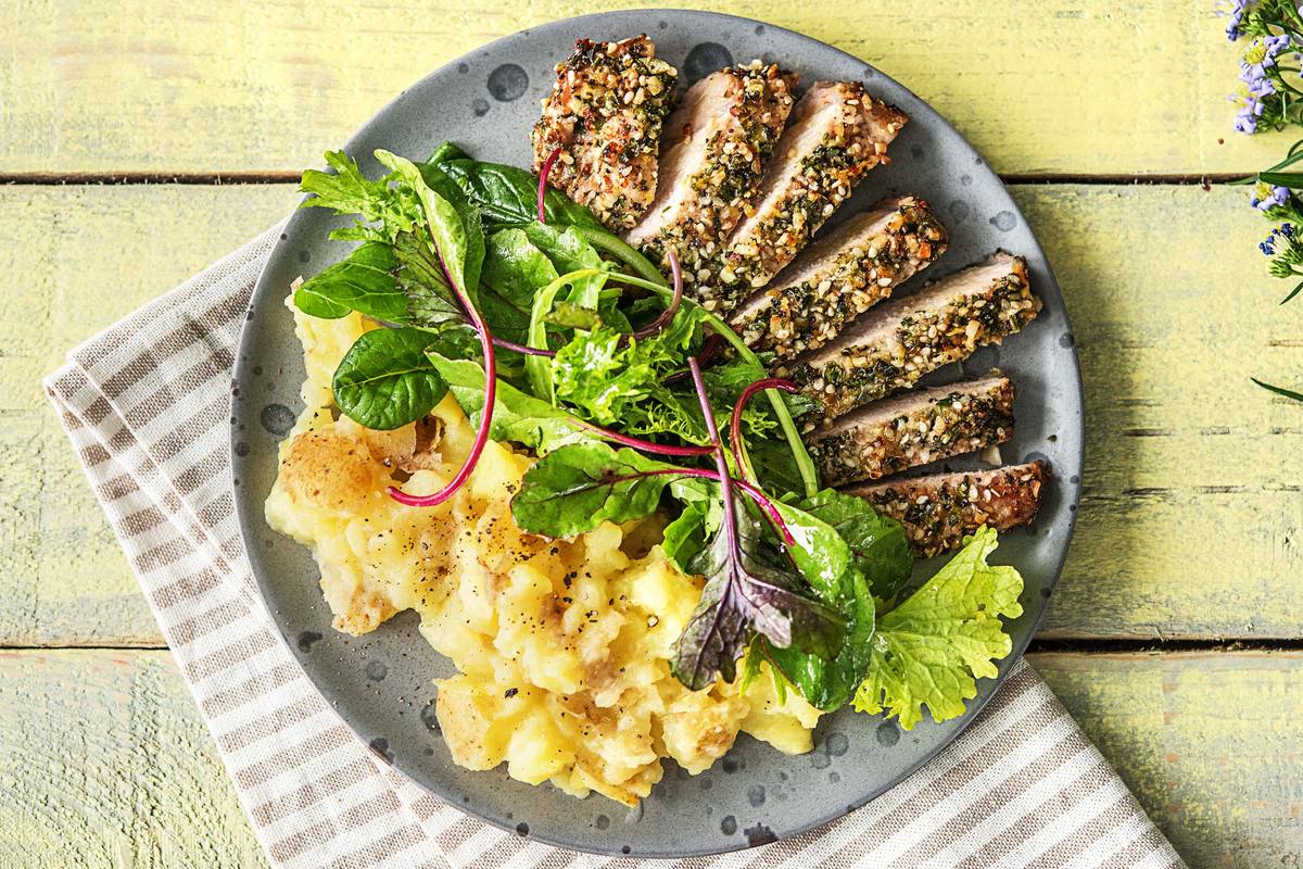 Schweinefilet unter würziger Kräuterkruste,