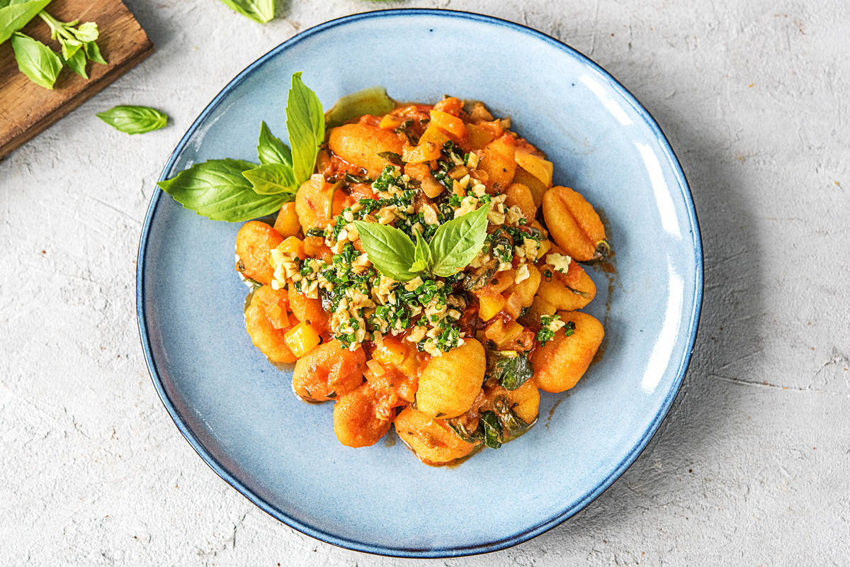 Gnocchi in cremiger Tomatensoße,