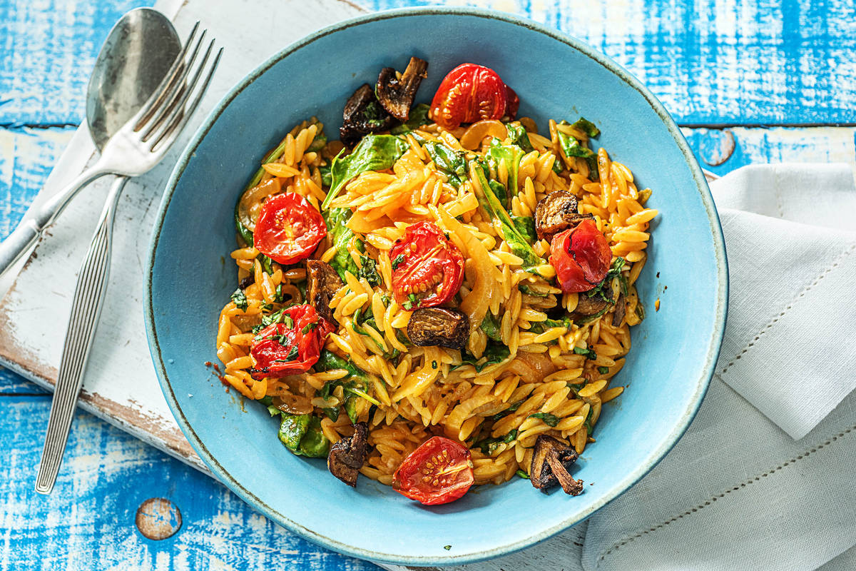 Orzo-Nudel-Risotto mit rauchigen Pilzen,