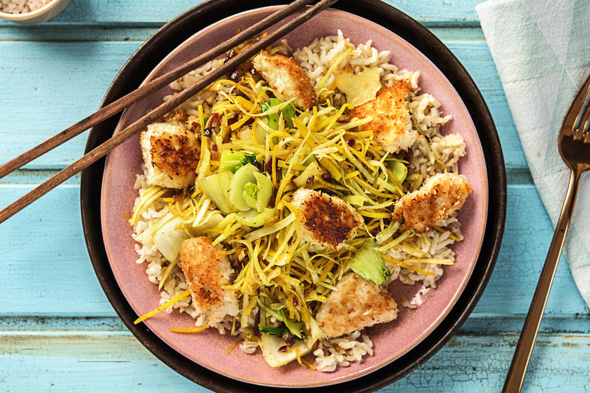 Knapperige kokoskip met currygroenten
