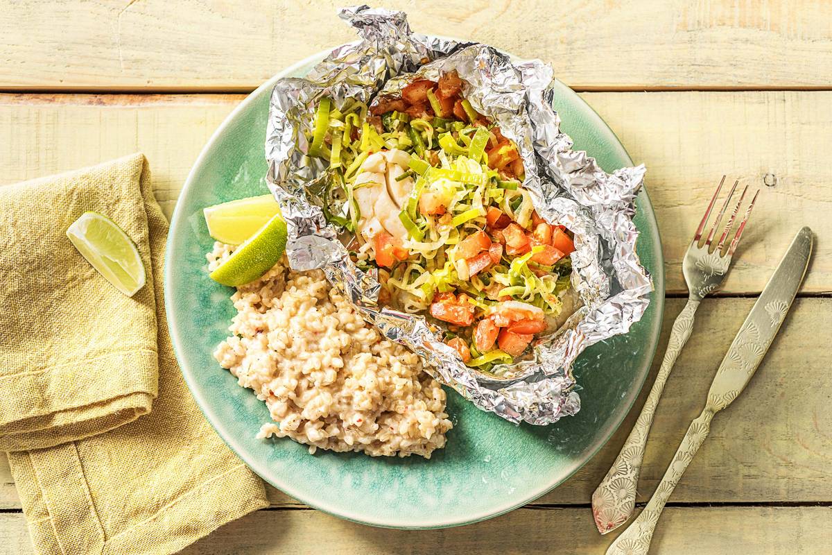Papillote de poisson à l’orientale au poireau et à la tomate