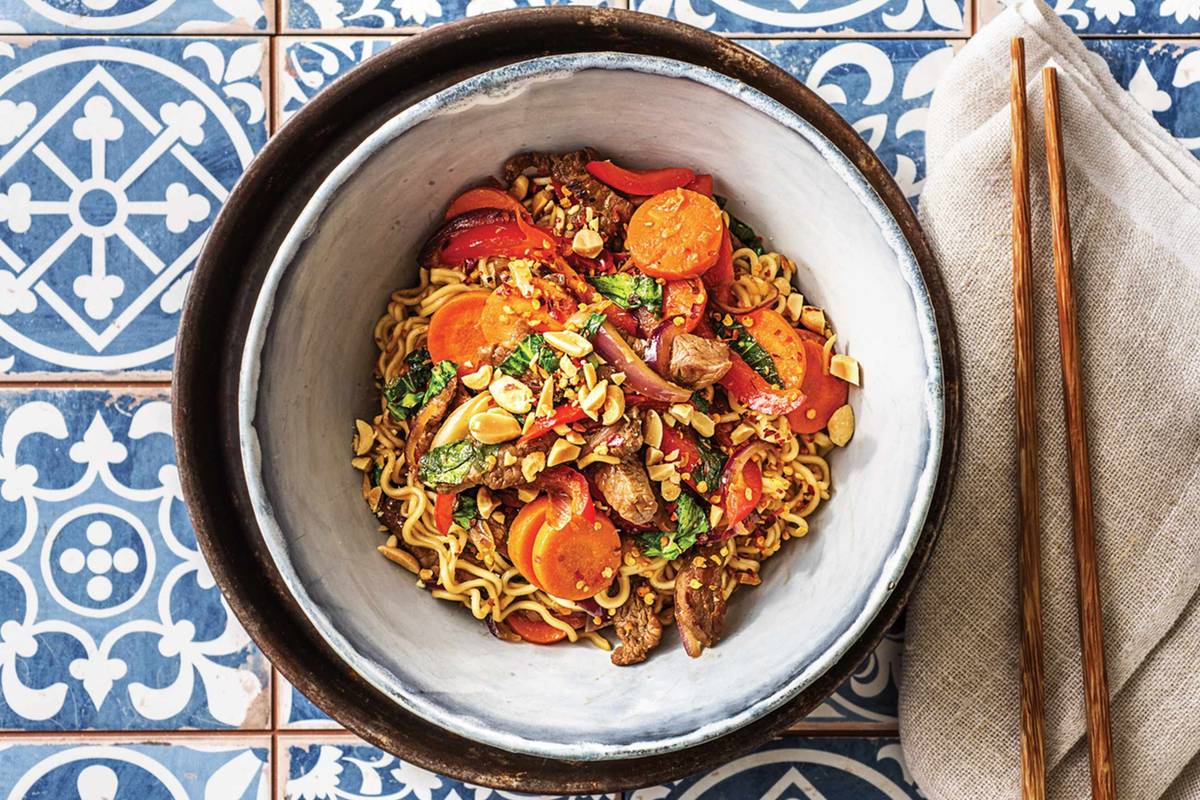 Sizzling Chinese Beef & Veggie Ramen Noodle Stir-Fry