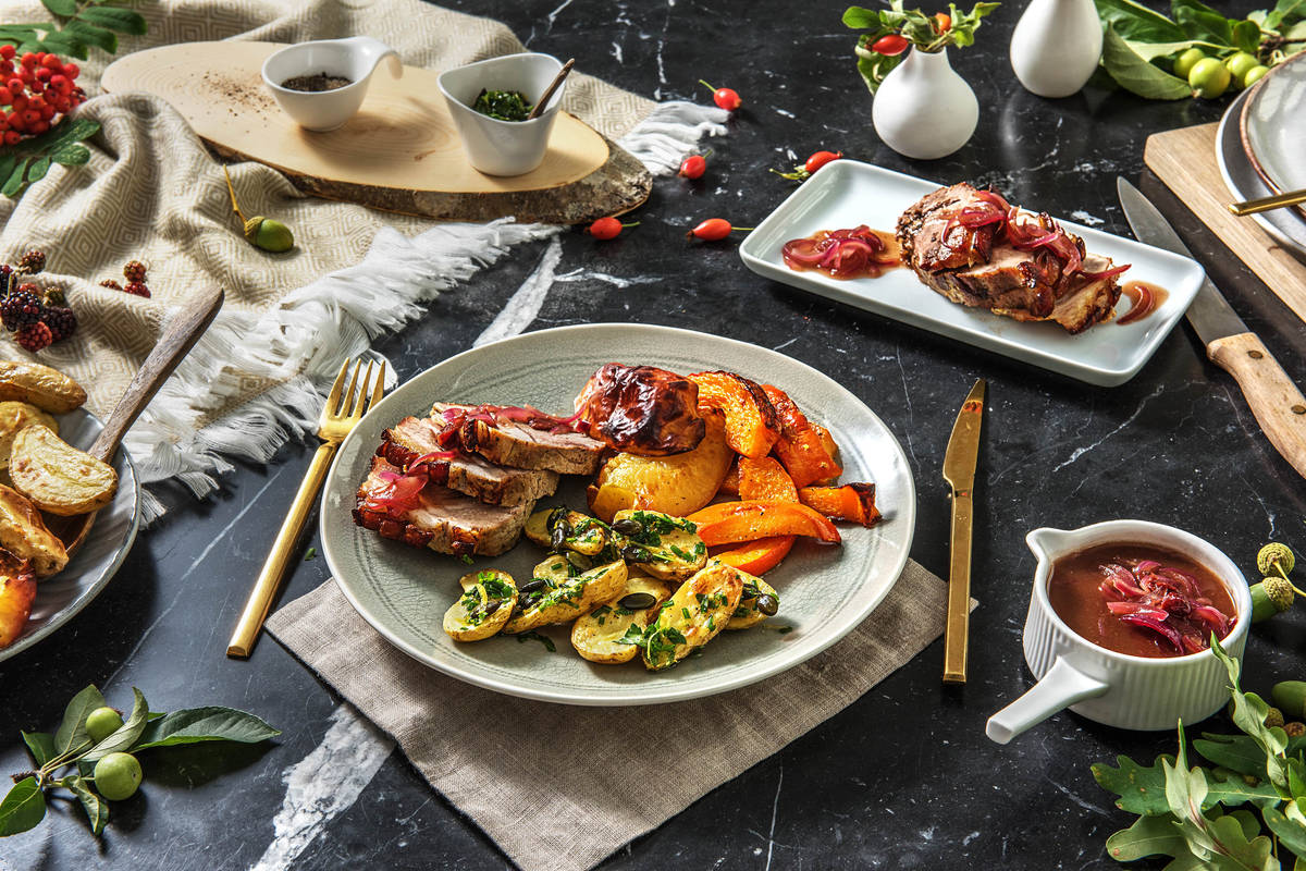 Deftiger Schweinebraten mit Senfkruste