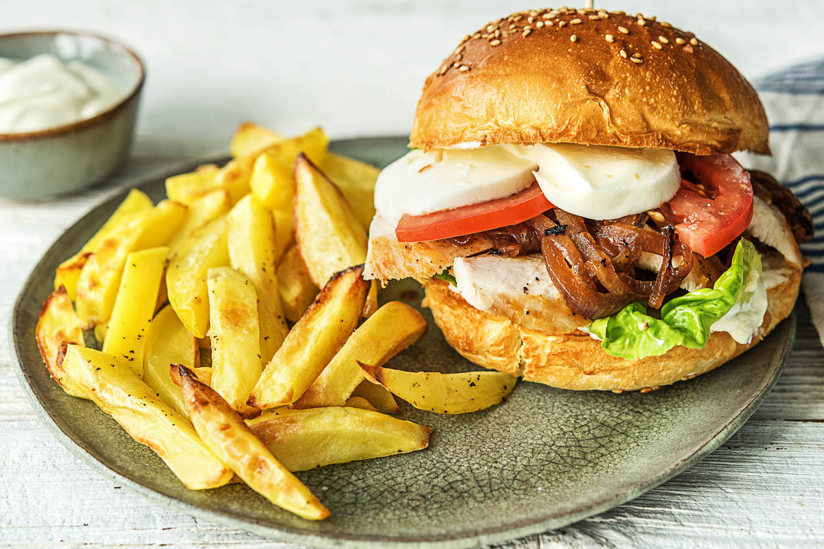 Hähnchen-Burger mit Mozzarella