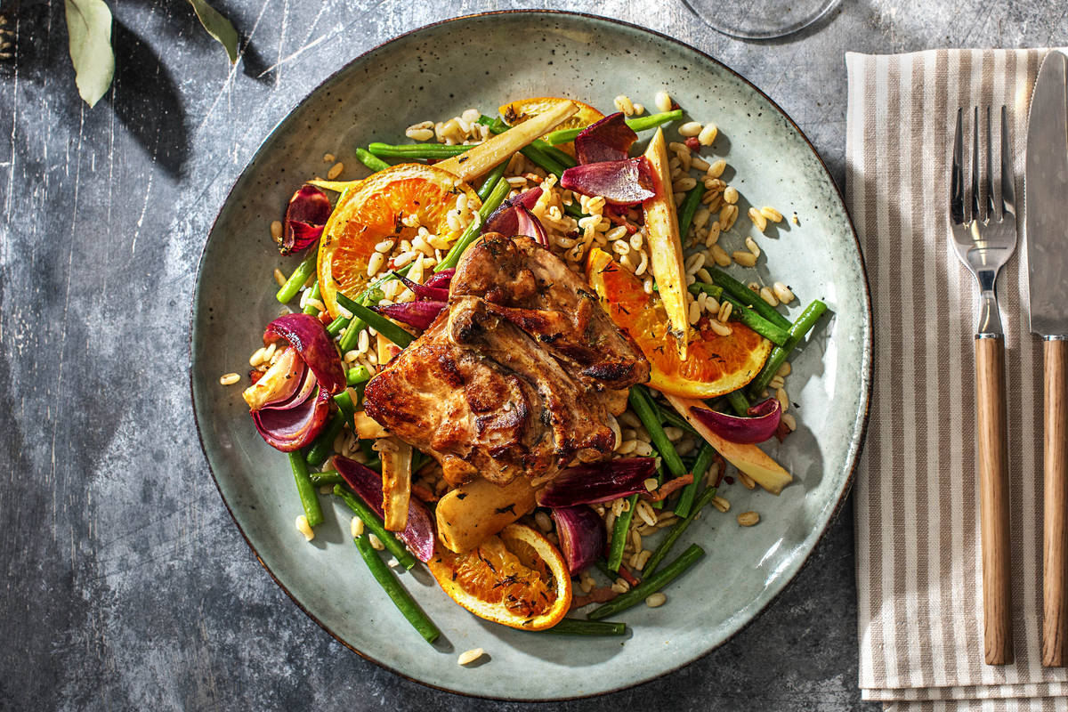 Cuisse de poulet préparée au four et orange sanguine