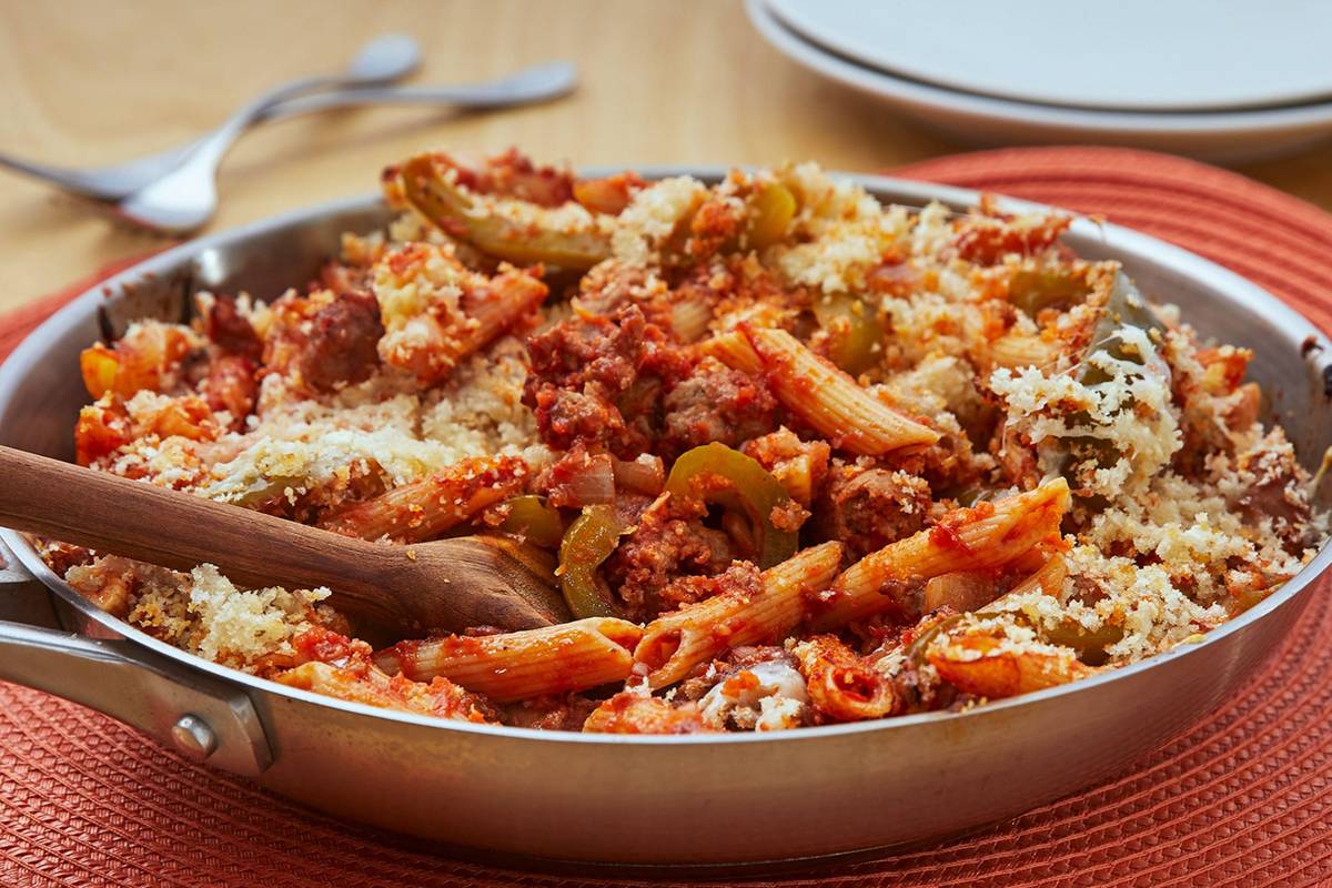 Bell Peppers Macaroni Sausage Casserole W04-r04 Sausage And Bell