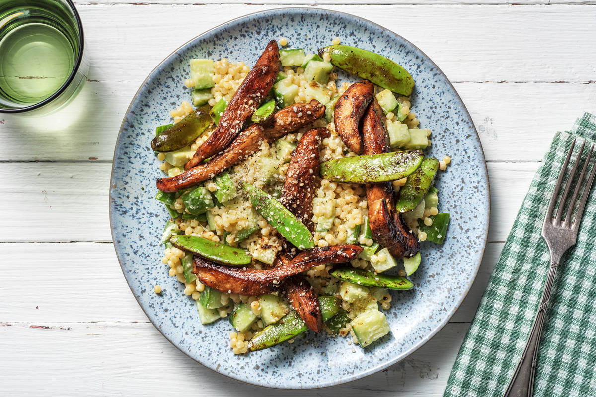 Salade de couscous perlé au poulet mariné