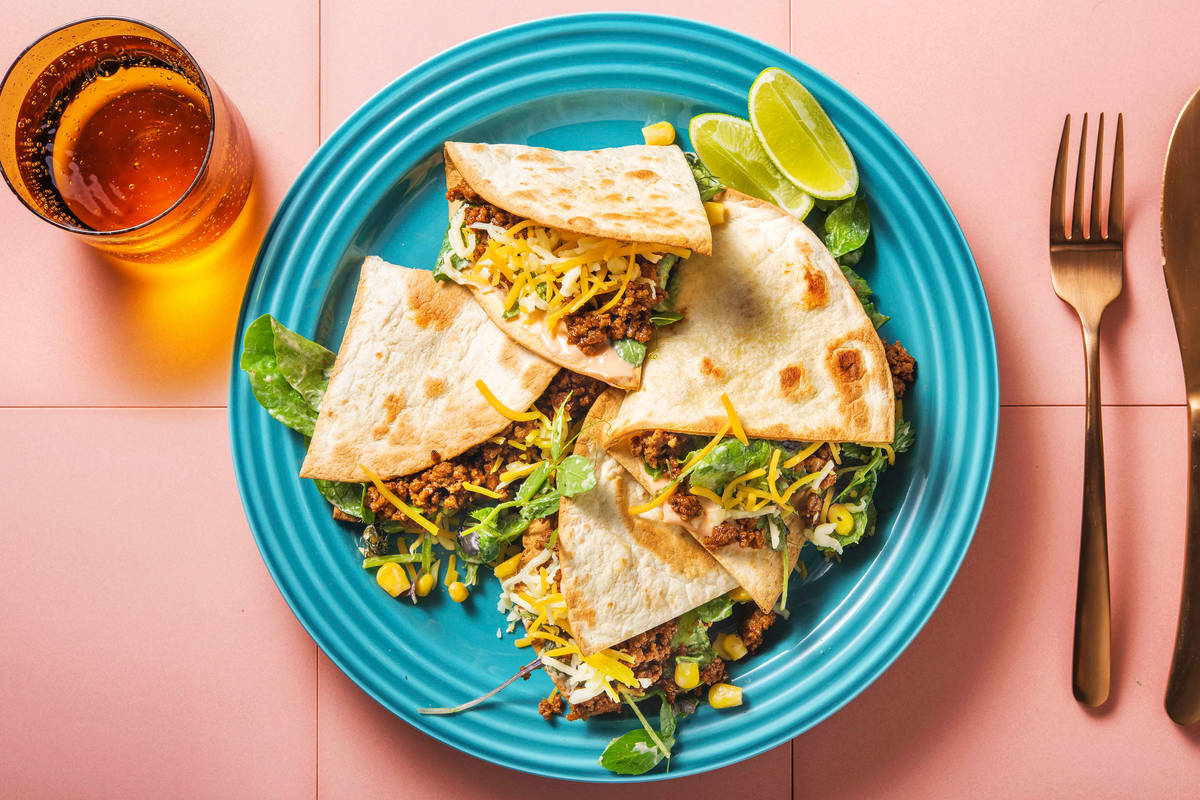 Sriracha-Dip und Mais-Salat