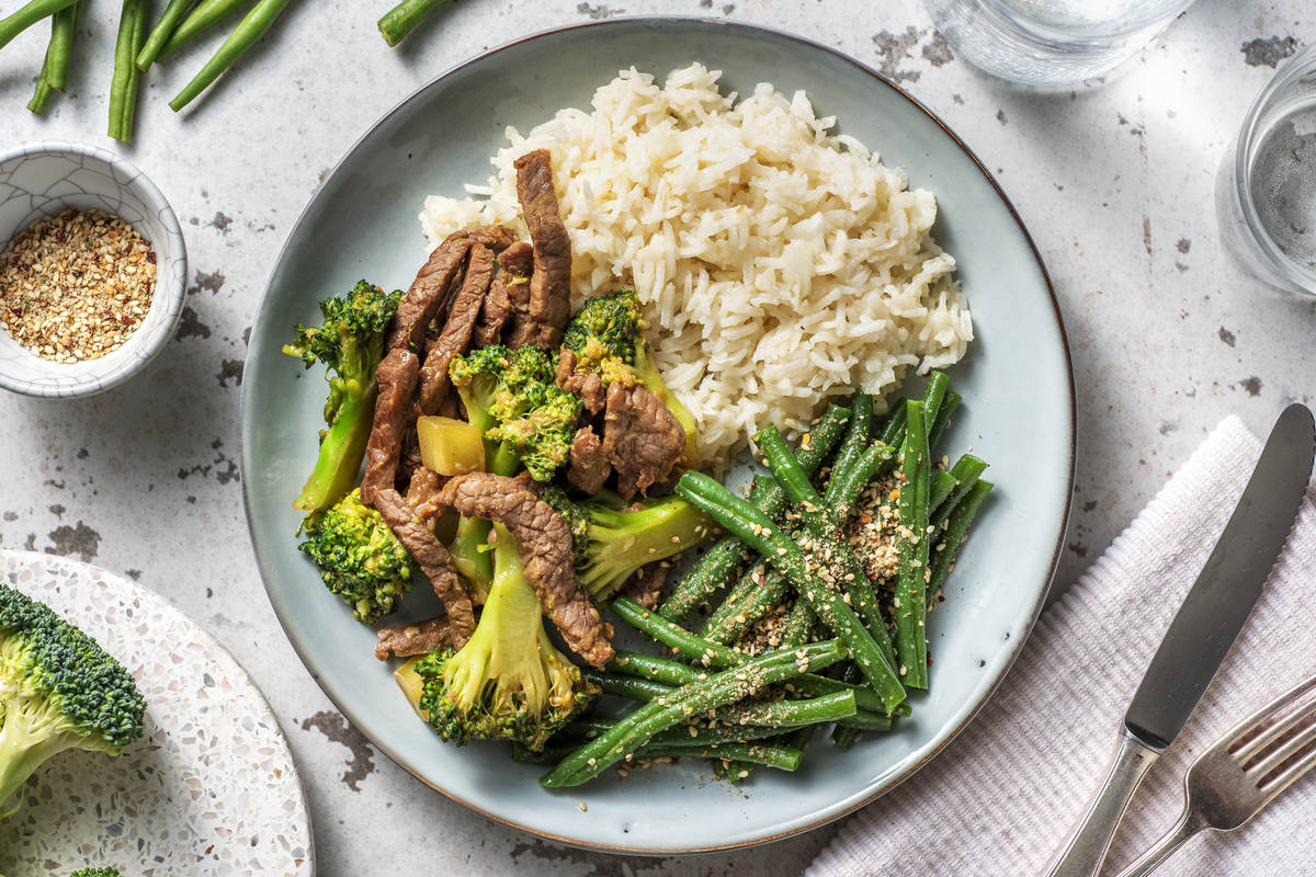 Wok à la balinaise aux brocolis et au bœuf