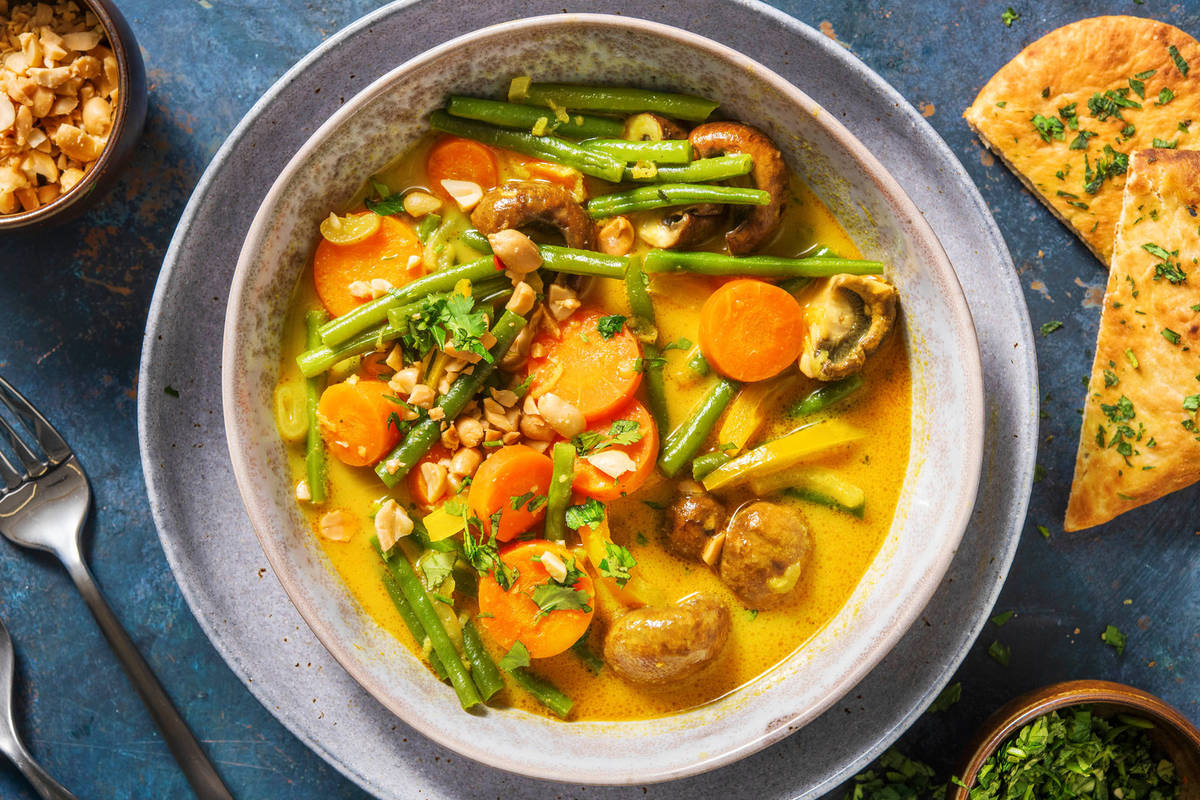 Veganes gelbes Curry mit Varoma-Gemüse