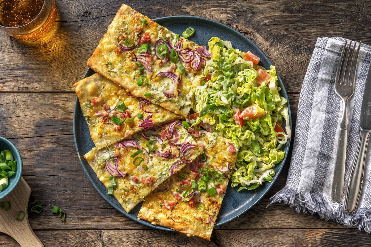 Flammkuchen mit Bacon und Bärlauch