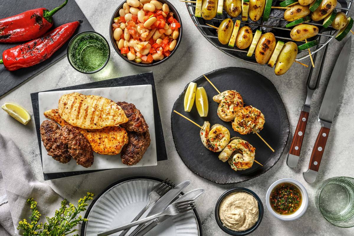 Grillplatte mit Seehechtröllchen