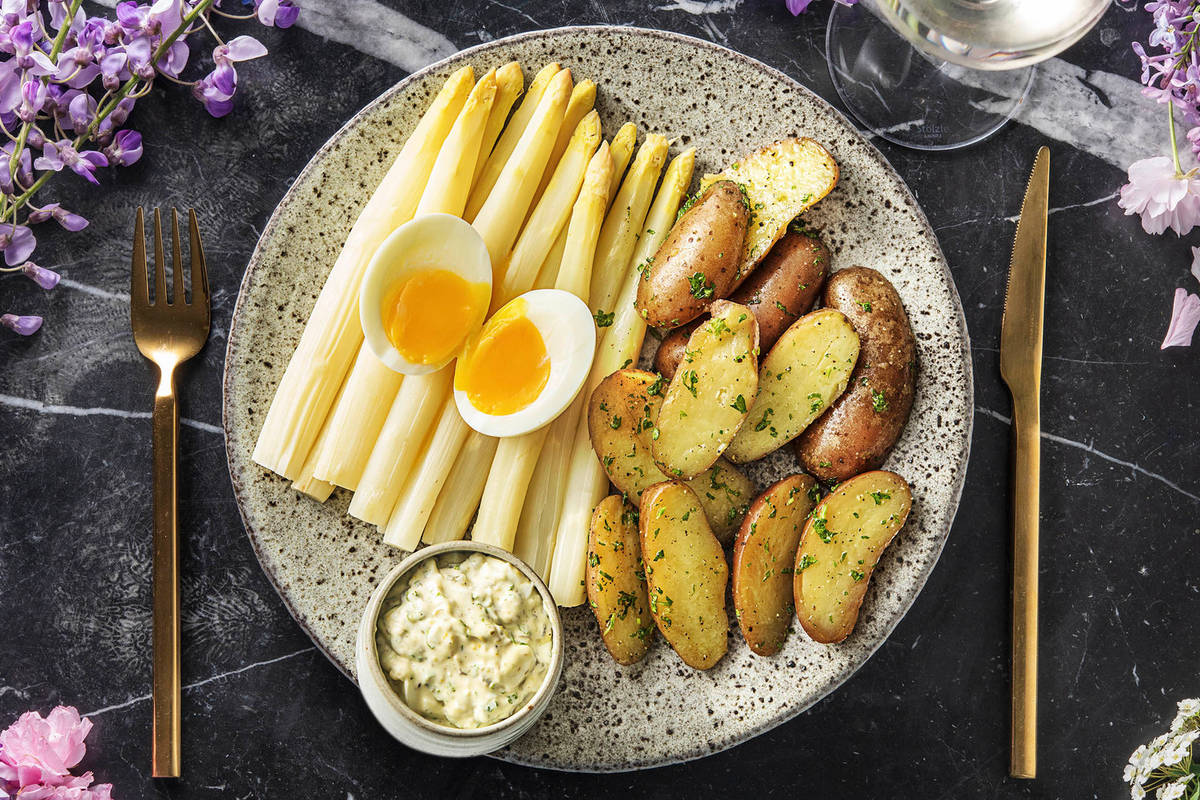 Asperges blanches et sauce gribiche