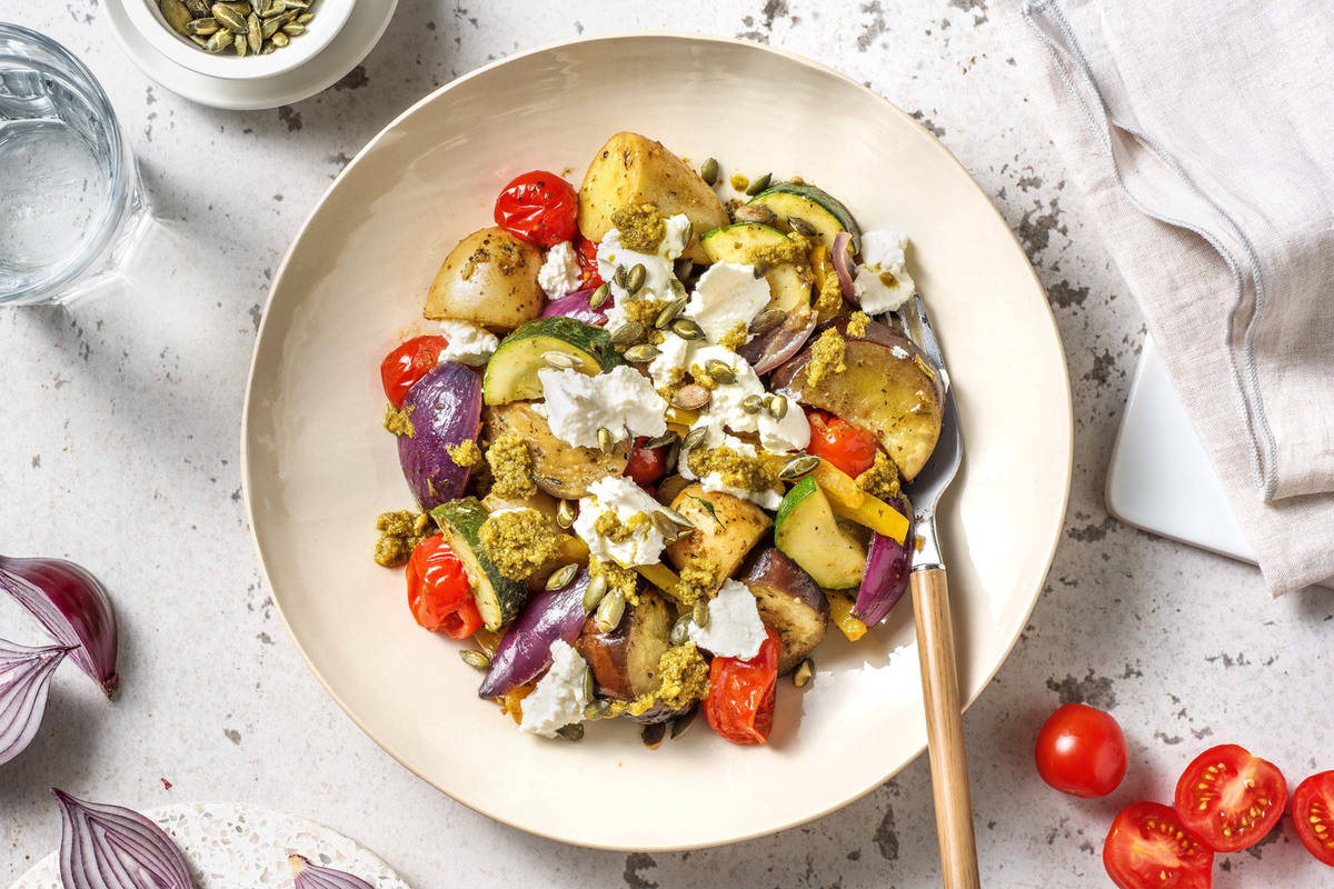 Légumes d'été et grenailles rôties au pesto