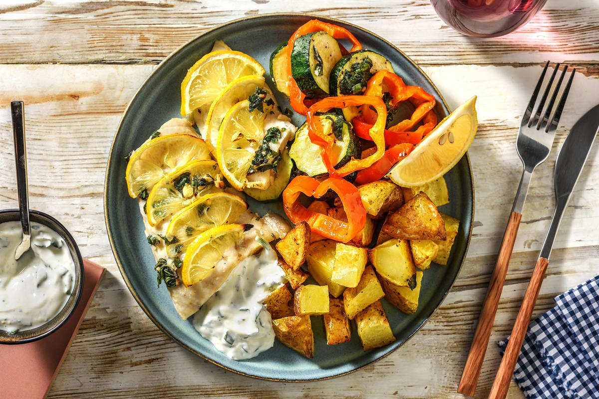 Zitroniger Fisch mit mediterranem Gemüse