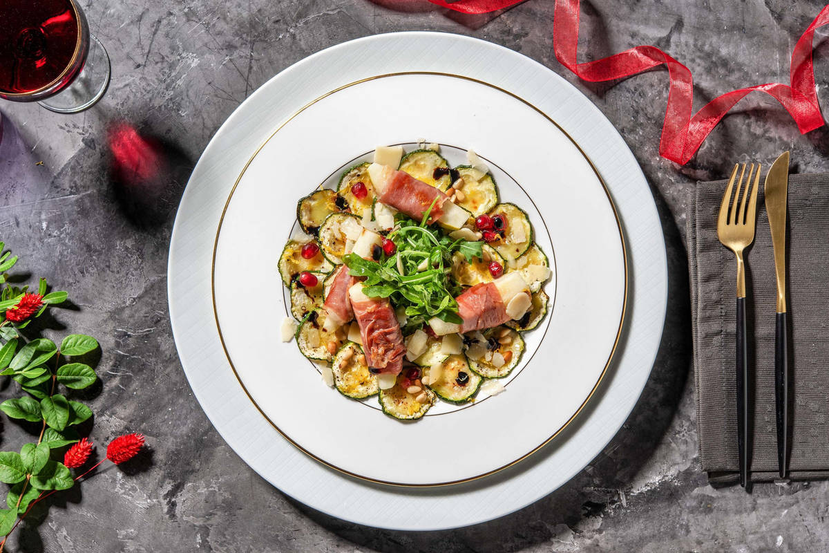 Schinken-Birnen auf Zucchini-Carpaccio
