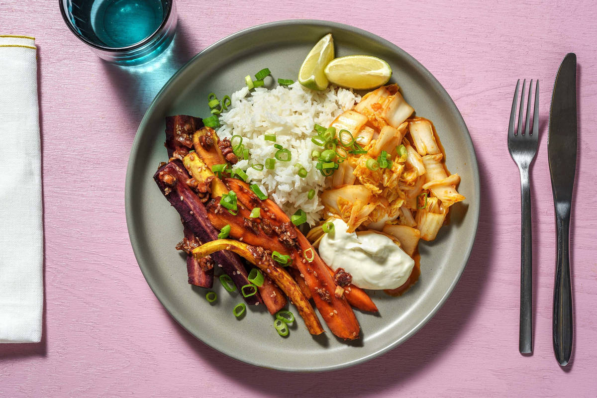 Miso-Möhren mit weißem Blitz-Kimchi
