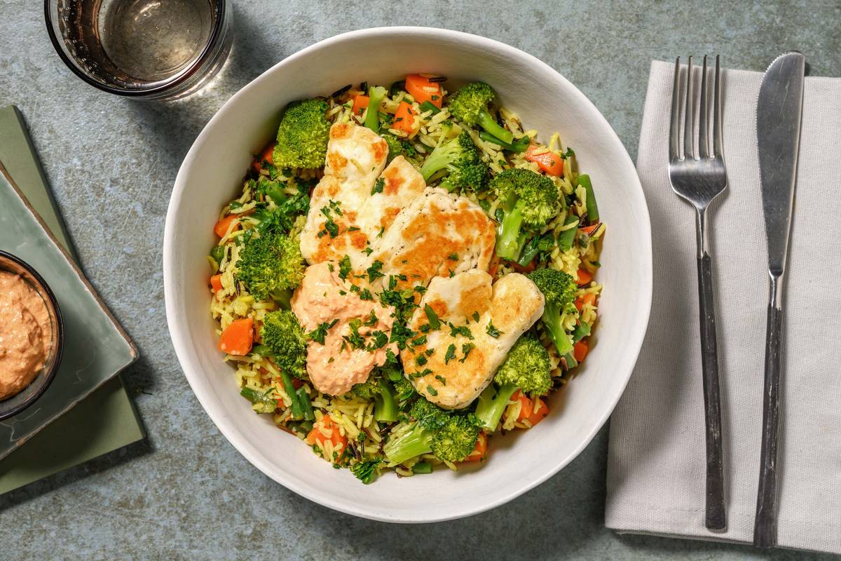 Gemüse-Paella mit gebratenem Halloumi
