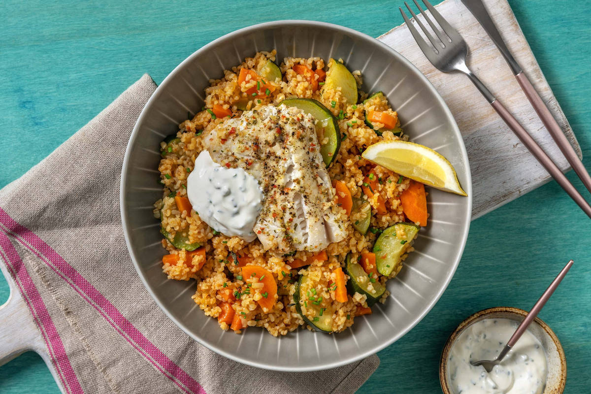 Bulgurpfanne mit Seelachs & Kräuterdip