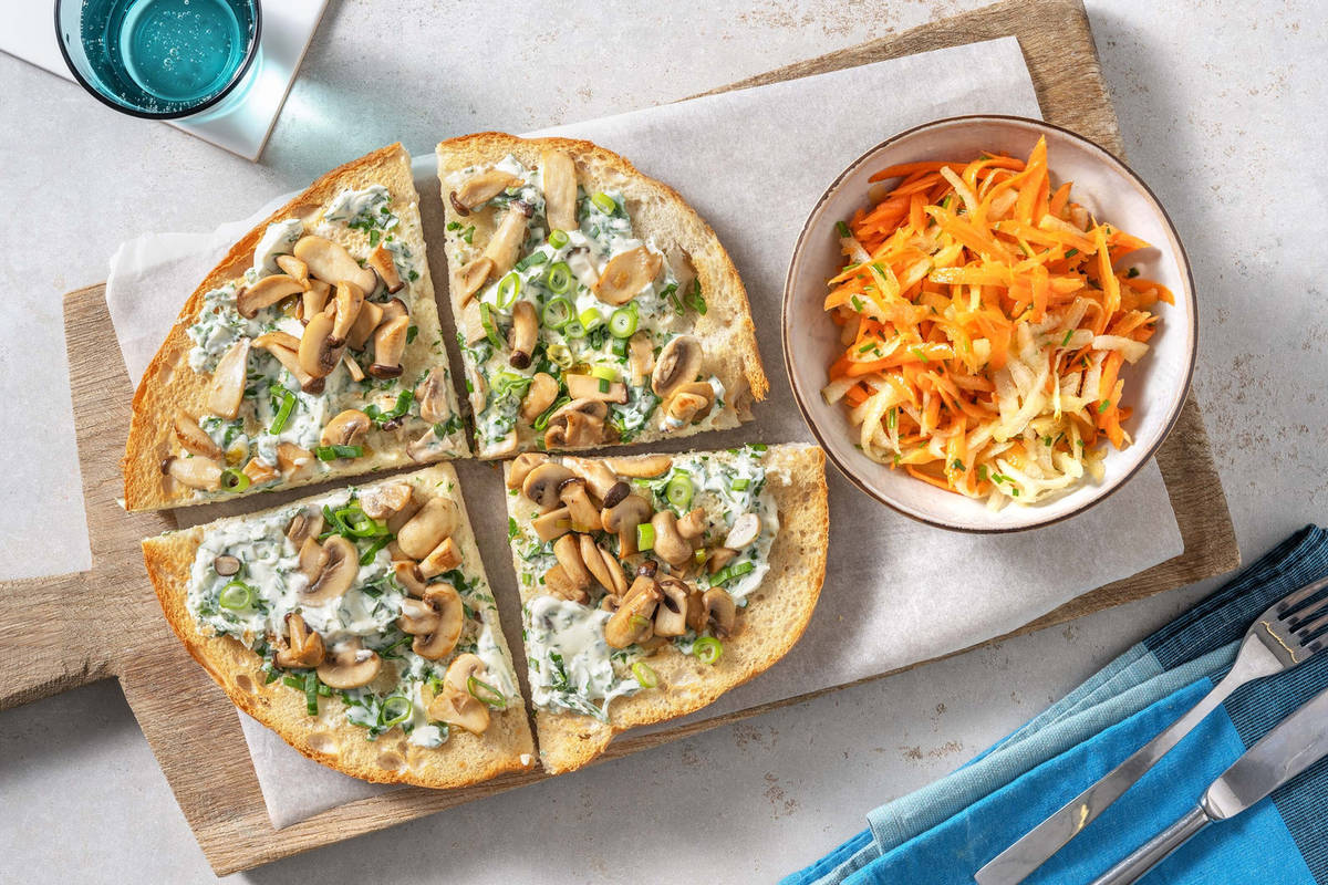 Fladenbrot-Pizza Bianca mit Kräuterseitlingen