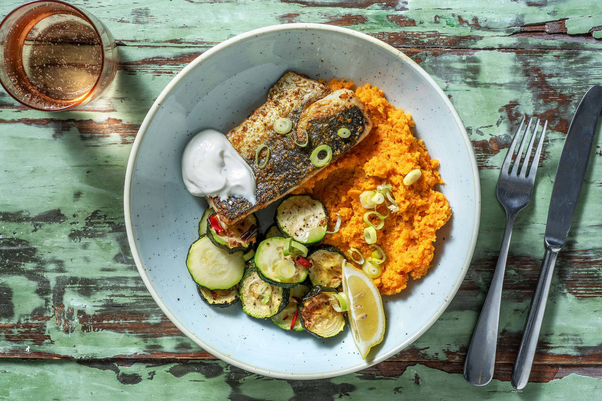 Madras Curry-Fisch mit Süßkartoffel-Karotten-Püree
