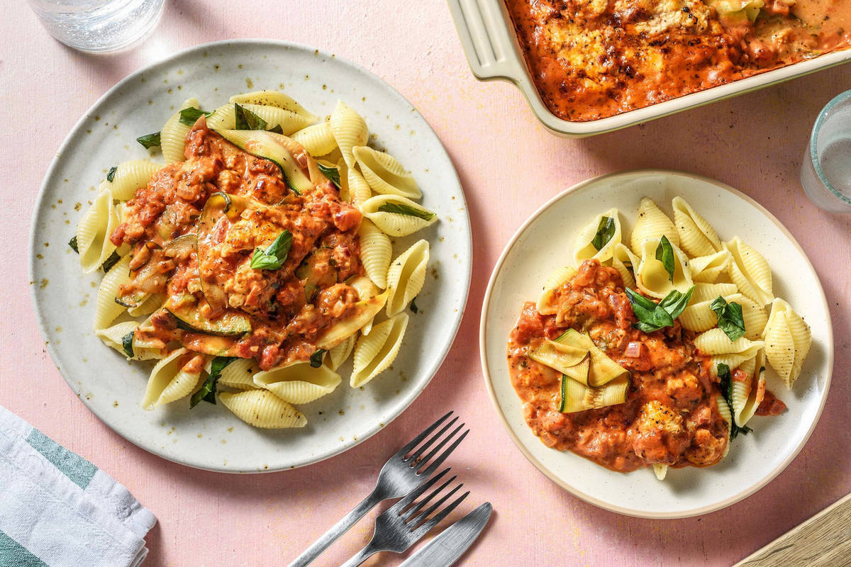 Courgette uit de oven in romige tomatensaus