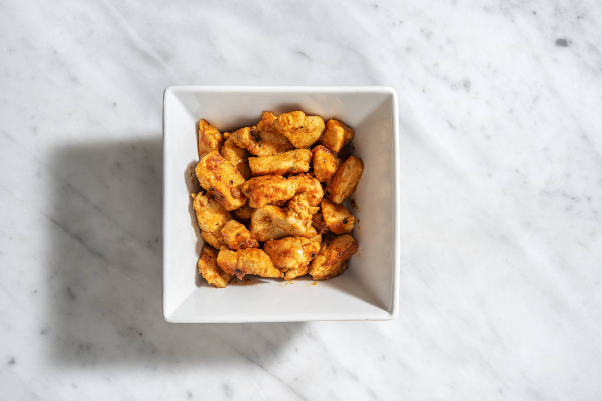 Aiguillettes de poulet marinées en extra