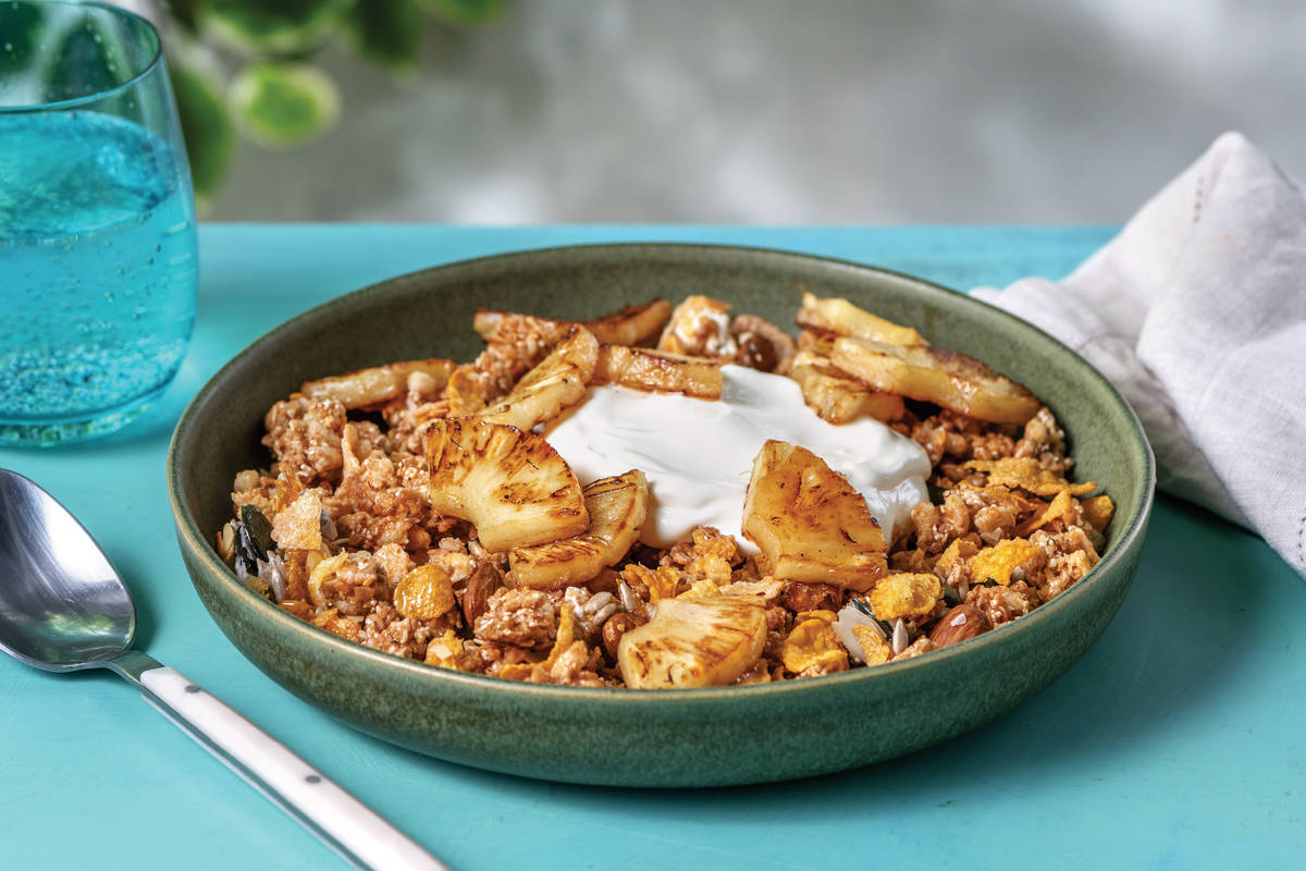 Vanilla Almond Muesli & Charred Pineapple