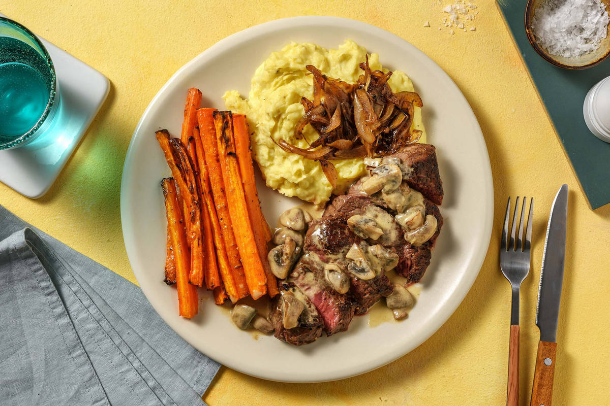 Bio-Rindersteak mit Schmorzwiebeln