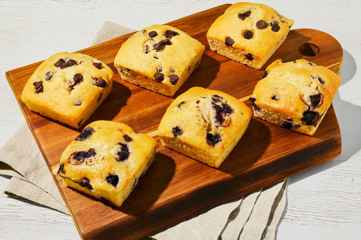 Chocolate Chip & Blueberry Muffin Bundle