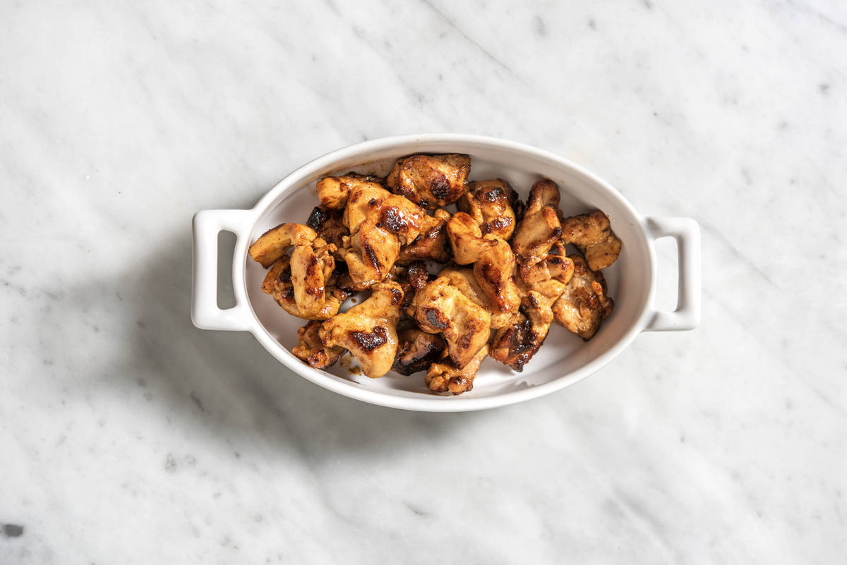 Kippendijreepjes met kebabkruiden als extra