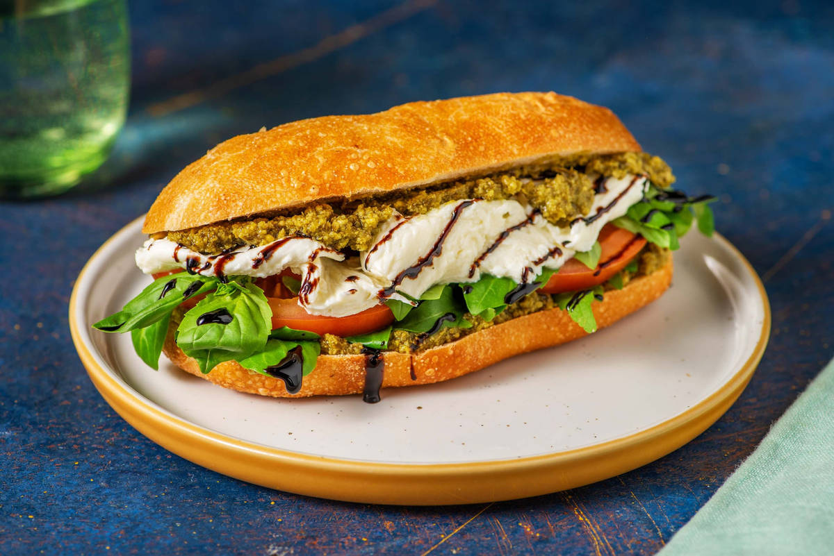 Baguette Caprese