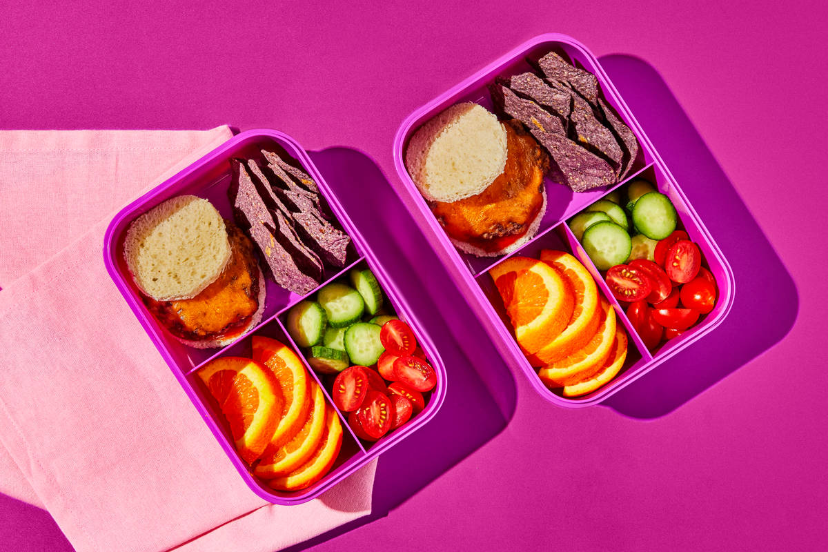 Kids’ Lunch Cheddar Beef Sliders