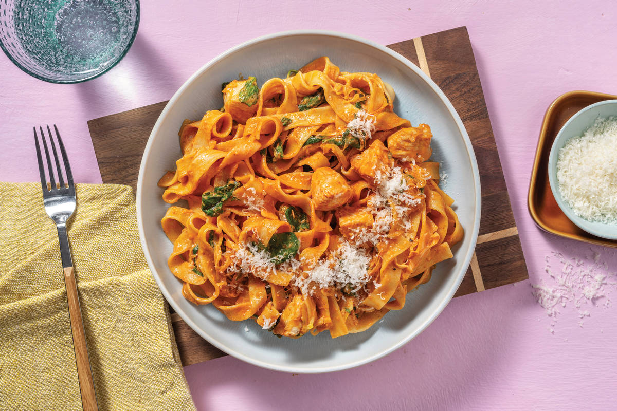 Nan's Creamy Chicken Fettuccine