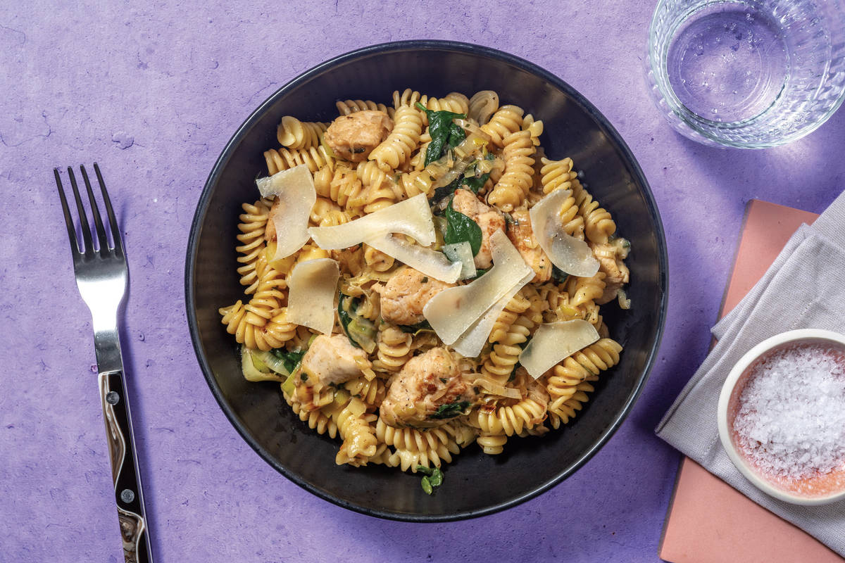 Quick Creamy Chicken & Bacon Fusilli