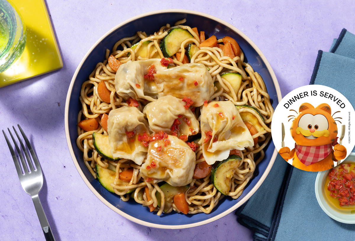 Golden Prawn Wontons & Oyster Sauce Noodles